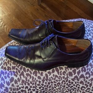 Brown Oxford Shoes with Classic Design